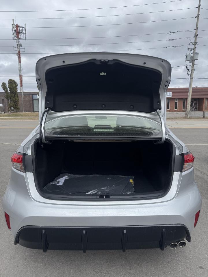 2024 Toyota Corolla Hybrid SE CVT AWD Photo3