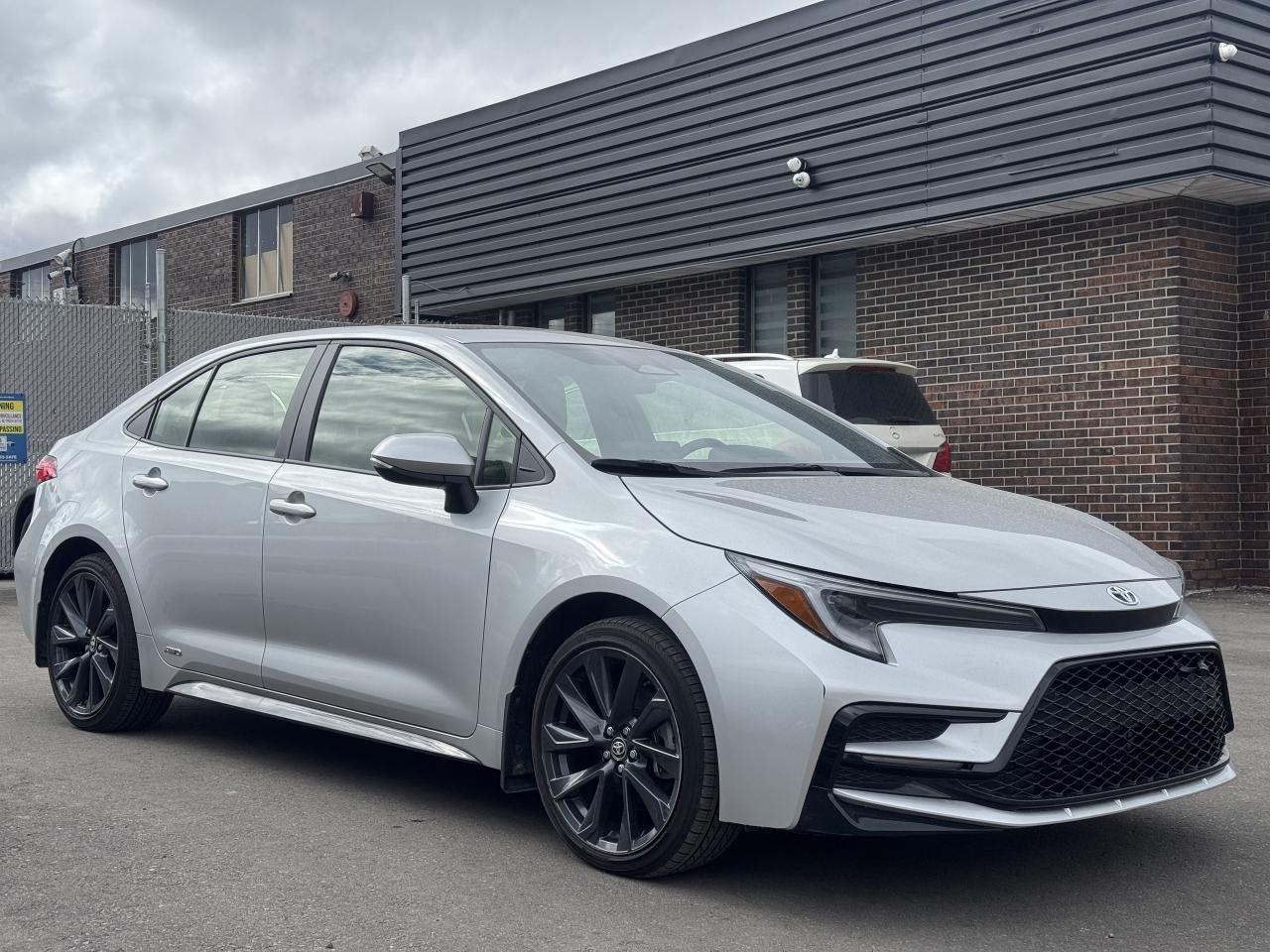 2024 Toyota Corolla Hybrid SE CVT AWD Photo