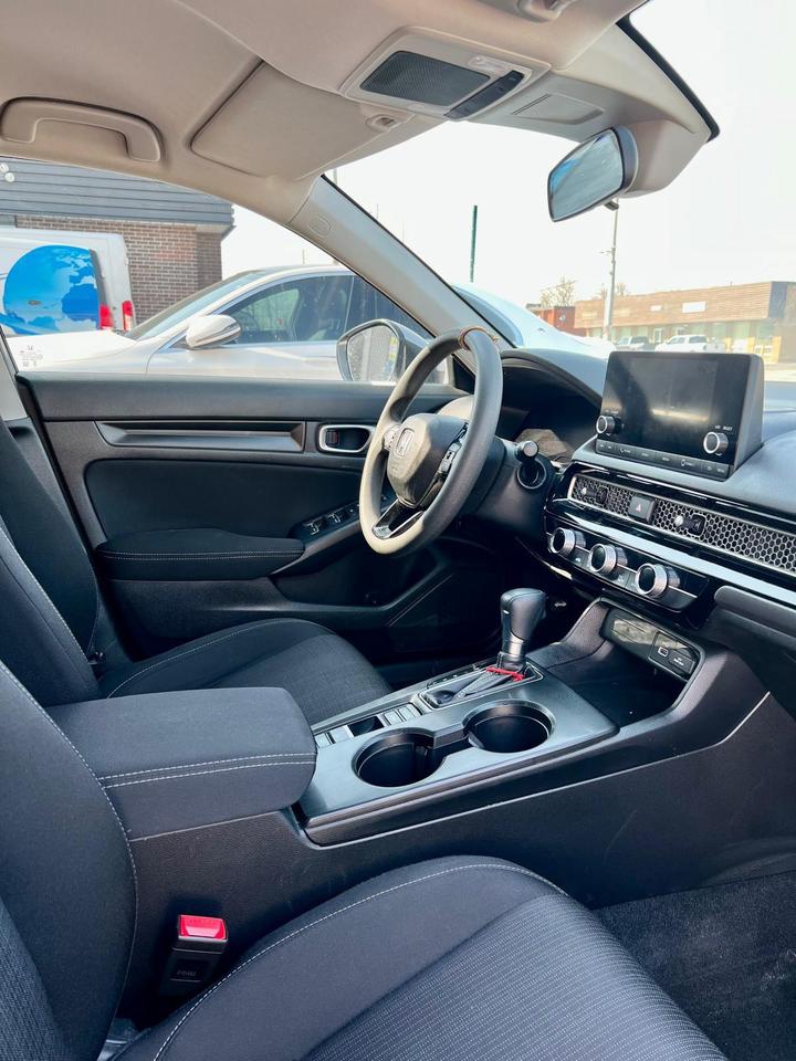 2023 Honda Civic Sedan LX, CAR PLAY,  HEATED SEATED, REAR CAMERA Photo