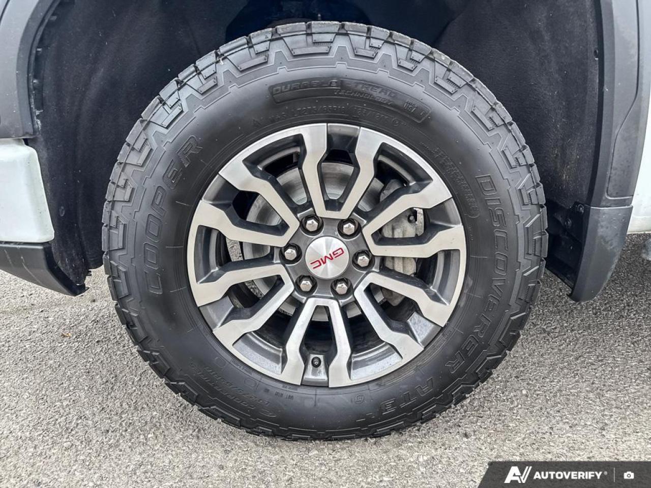 2022 GMC Sierra 1500 AT4   TONNEAU COVER   SUNROOF   6.2L V8 Photo