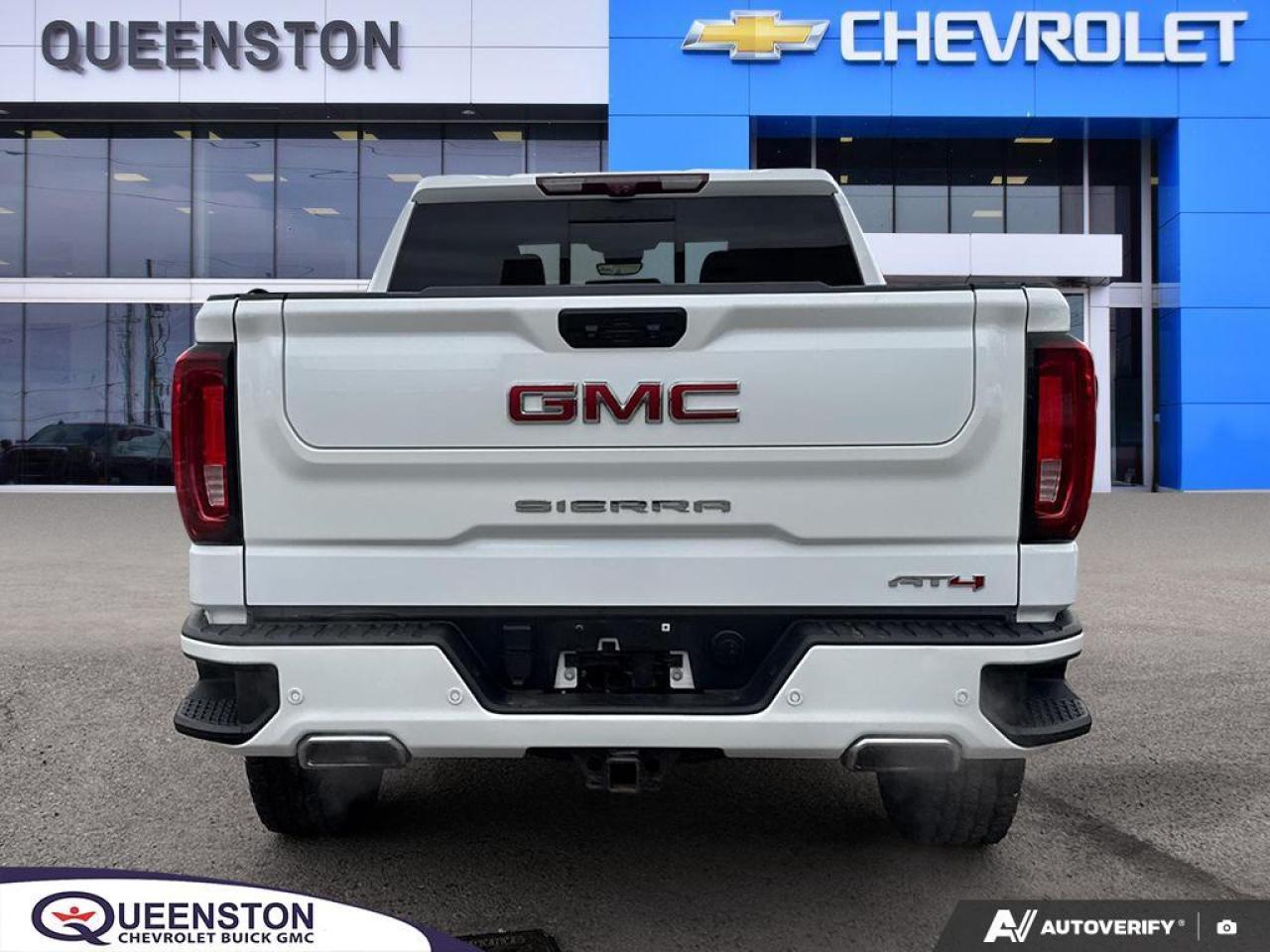 2022 GMC Sierra 1500 AT4   TONNEAU COVER   SUNROOF   6.2L V8 Photo