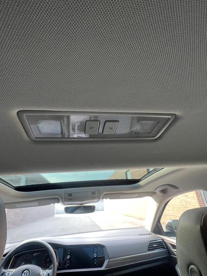 2020 Volkswagen Jetta HIGHLINE, FWD, SUNROOF, BACK CAMERA, LEATHER SEATS Photo