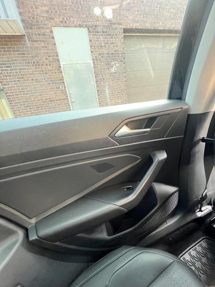 2020 Volkswagen Jetta HIGHLINE, FWD, SUNROOF, BACK CAMERA, LEATHER SEATS Photo