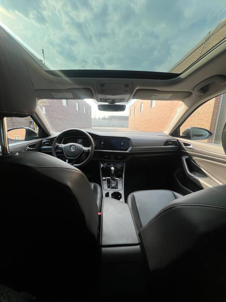 2020 Volkswagen Jetta HIGHLINE, FWD, SUNROOF, BACK CAMERA, LEATHER SEATS Photo
