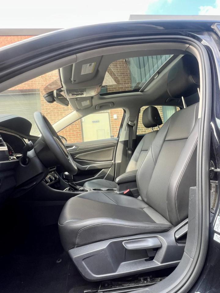 2020 Volkswagen Jetta HIGHLINE, FWD, SUNROOF, BACK CAMERA, LEATHER SEATS Photo