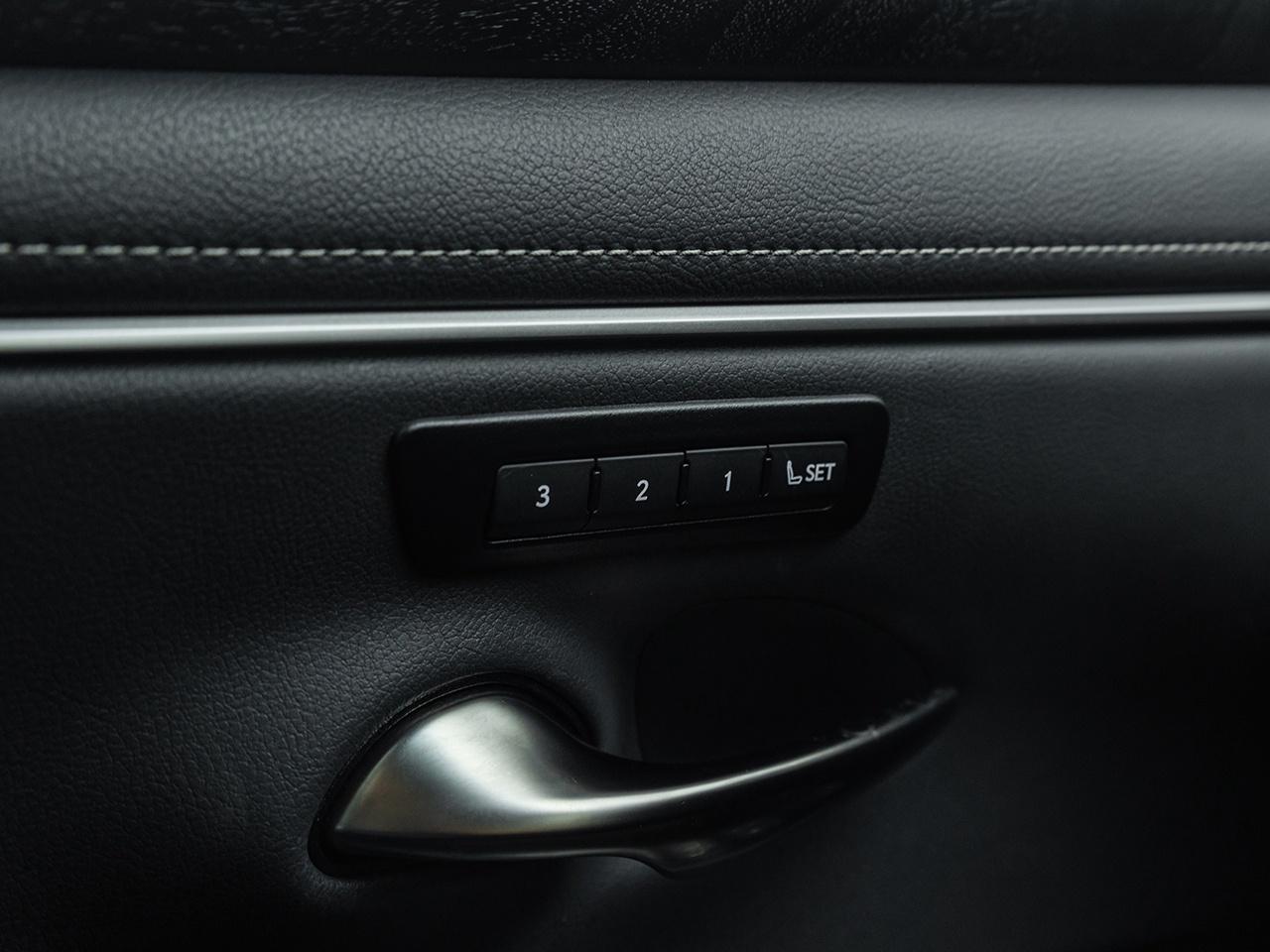 2024 Lexus ES ES 350 Auto  ROOF  NAVI  LEATHER  LOW KMS Photo