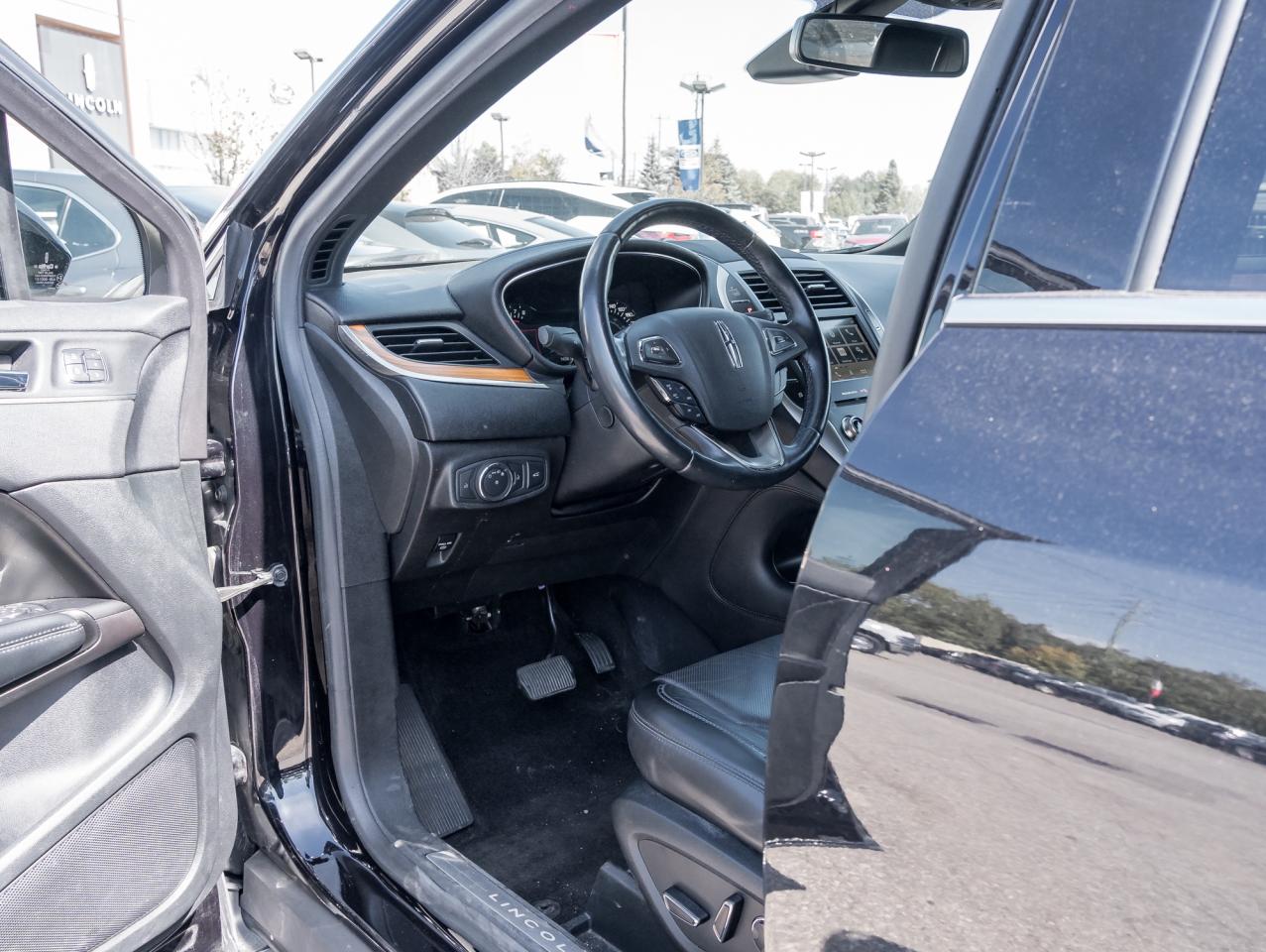 2019 Lincoln MKC AWD Reserve  NAVI  ROOF  LOW KMS Photo