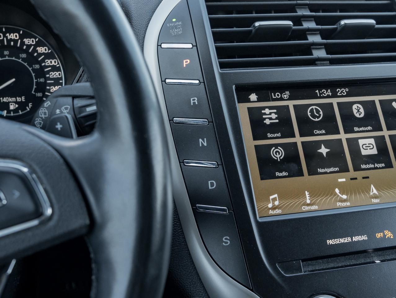 2019 Lincoln MKC AWD Reserve  NAVI  ROOF  LOW KMS Photo