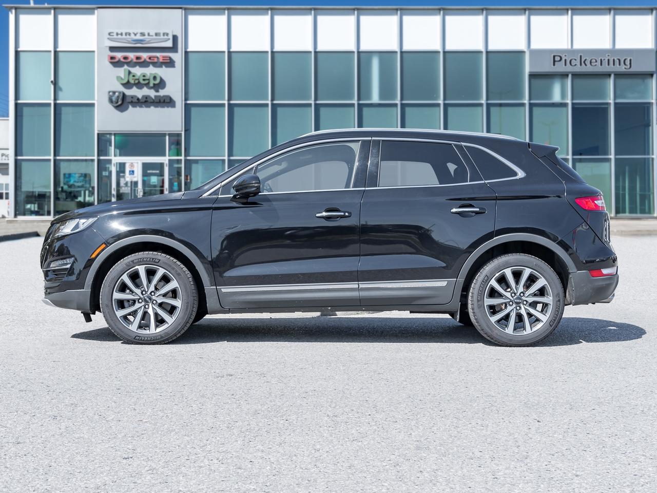 2019 Lincoln MKC AWD Reserve  NAVI  ROOF  LOW KMS Photo2