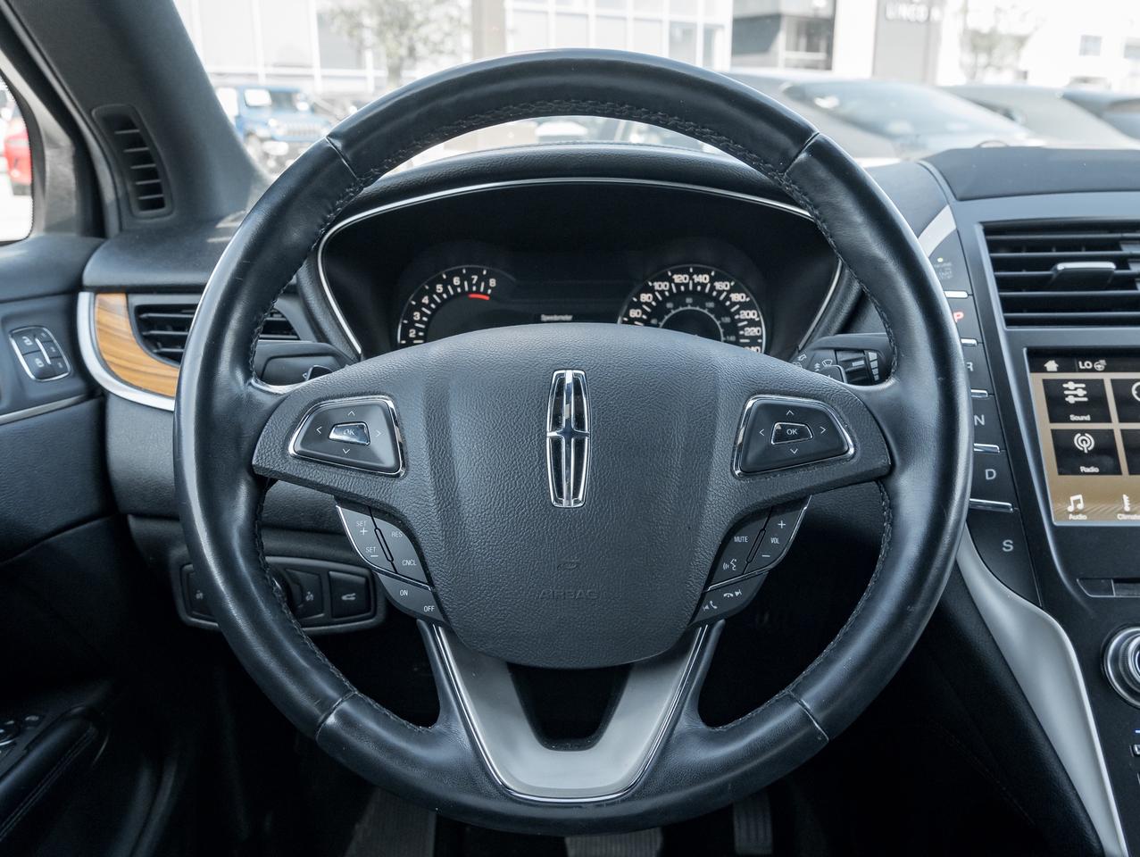 2019 Lincoln MKC AWD Reserve  NAVI  ROOF  LOW KMS Photo