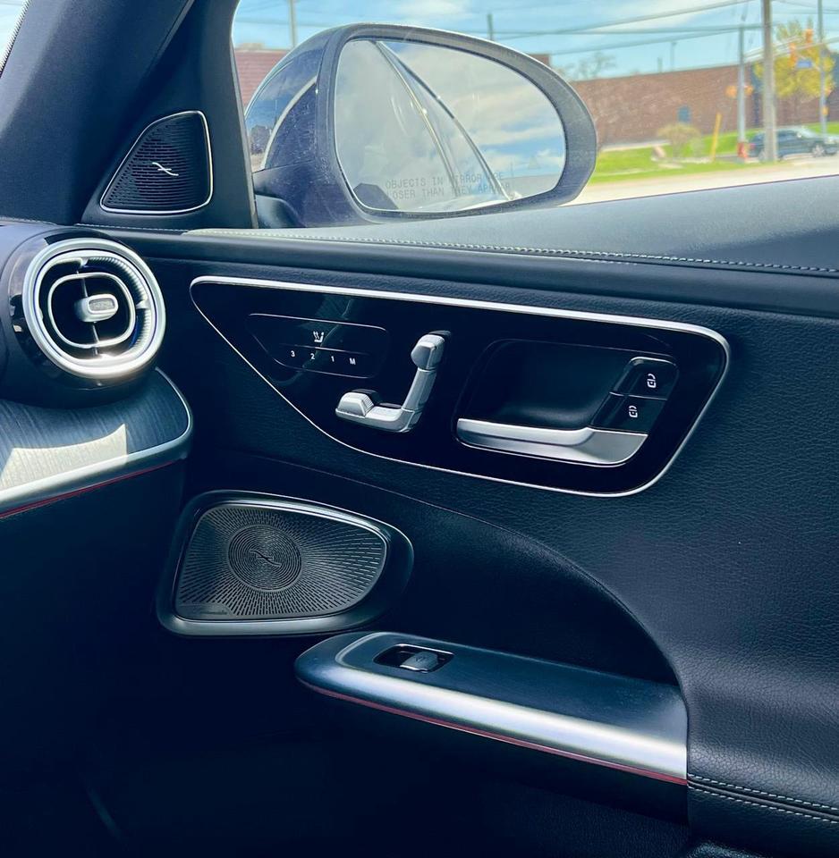 2022 Mercedes-Benz C-Class 4MATIC, AMG PACK, NAVI, BACK UP CAM, PANO ROOF, Photo