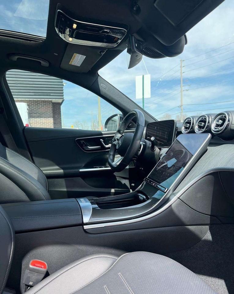 2022 Mercedes-Benz C-Class 4MATIC, AMG PACK, NAVI, BACK UP CAM, PANO ROOF, Photo