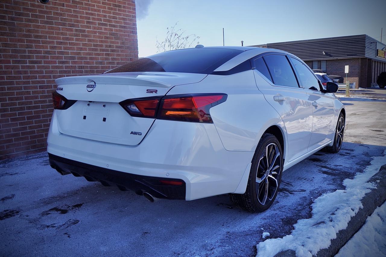 2023 Nissan Altima SR AWD, SUNROOF, LEATHER, HEATED SEATS, CAMERA Photo