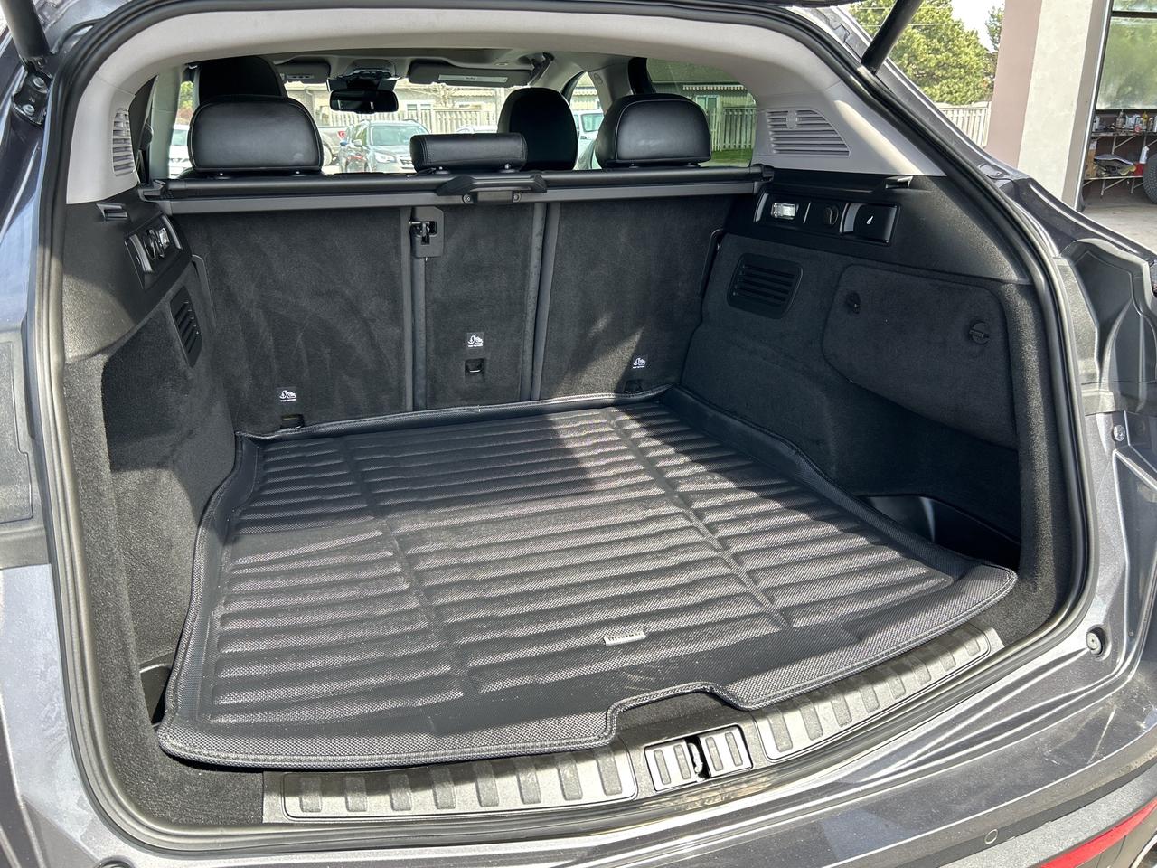 2018 Alfa Romeo Stelvio Sport AWD/LEATHER/NAV/ROOF ***CALL 613-961-8848 Photo