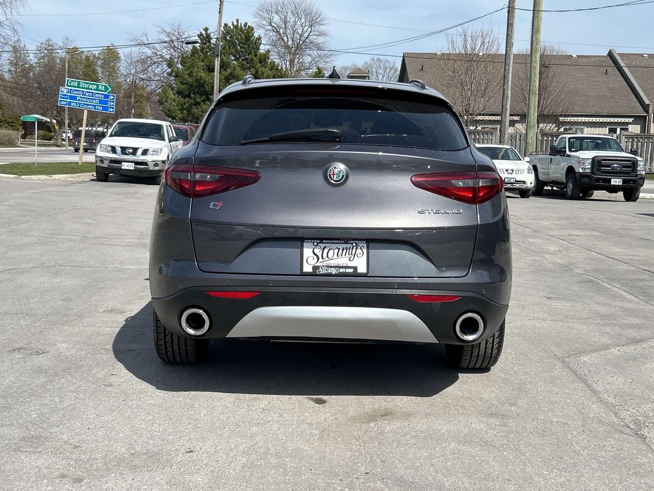 2018 Alfa Romeo Stelvio Sport AWD/LEATHER/NAV/ROOF ***CALL 613-476-2188*** Photo3
