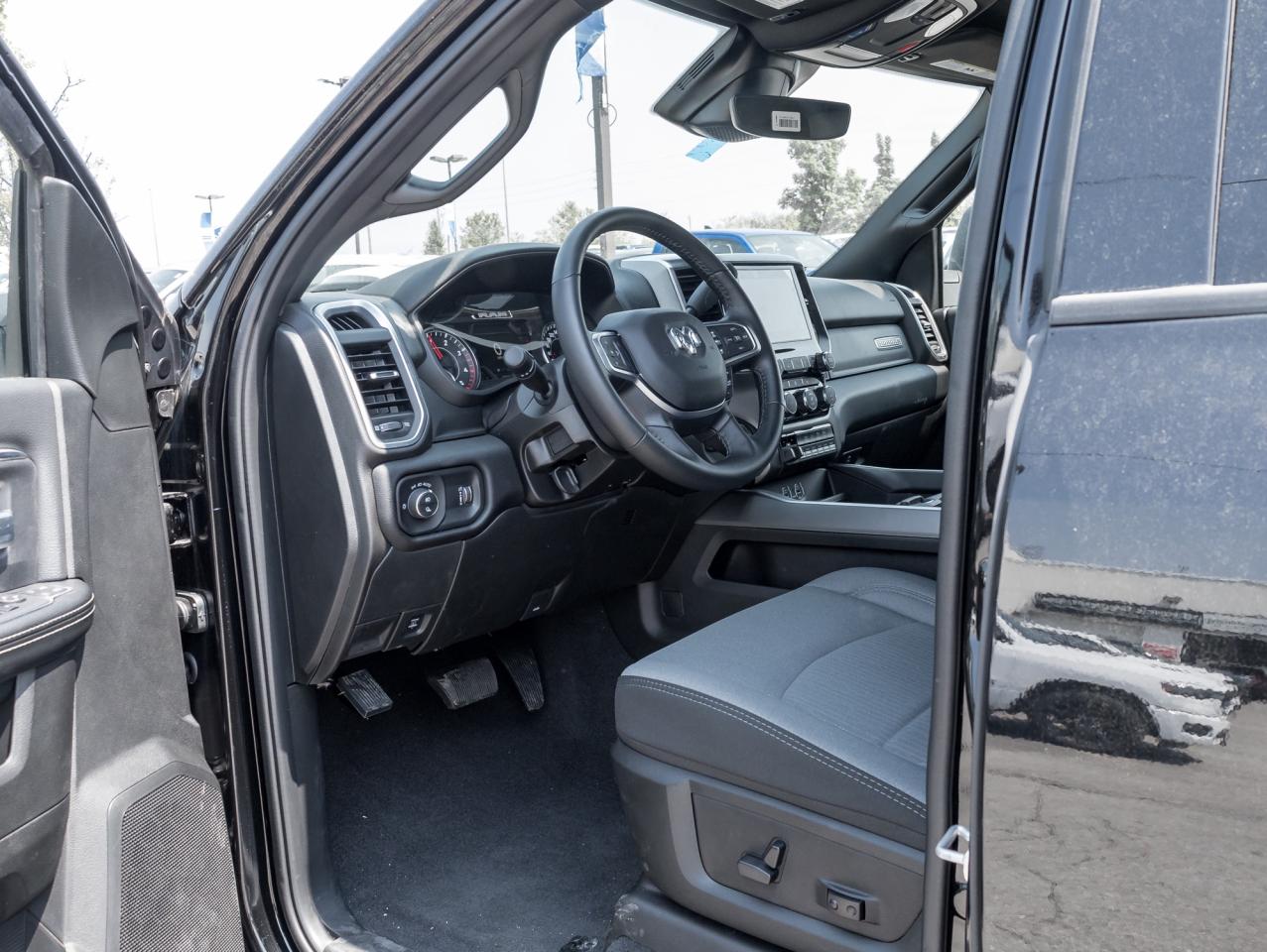 2024 RAM 2500 Big Horn 4x4 Crew Cab 6'4  Box Photo