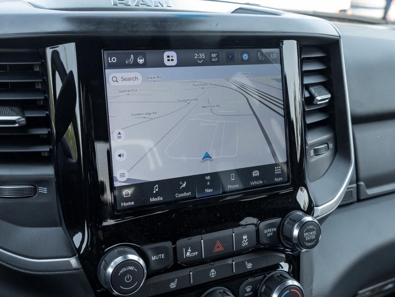 2024 RAM 2500 Big Horn 4x4 Crew Cab 6'4  Box Photo