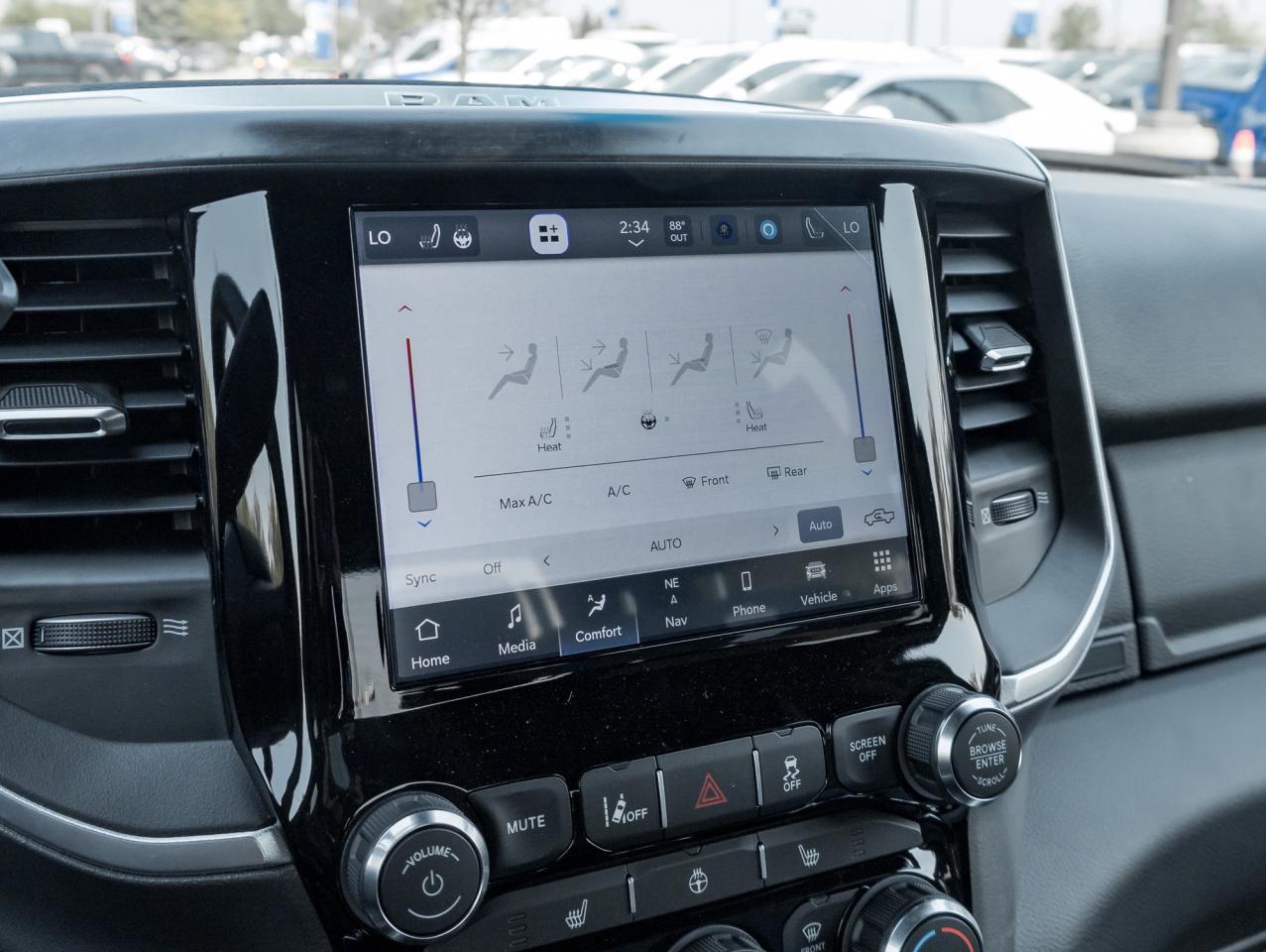 2024 RAM 2500 Big Horn 4x4 Crew Cab 6'4  Box Photo