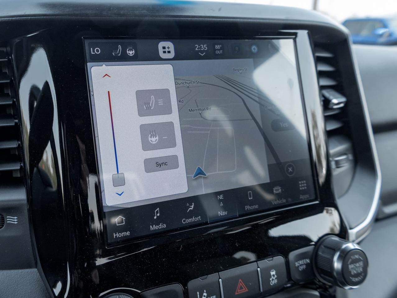 2024 RAM 2500 Big Horn 4x4 Crew Cab 6'4  Box Photo