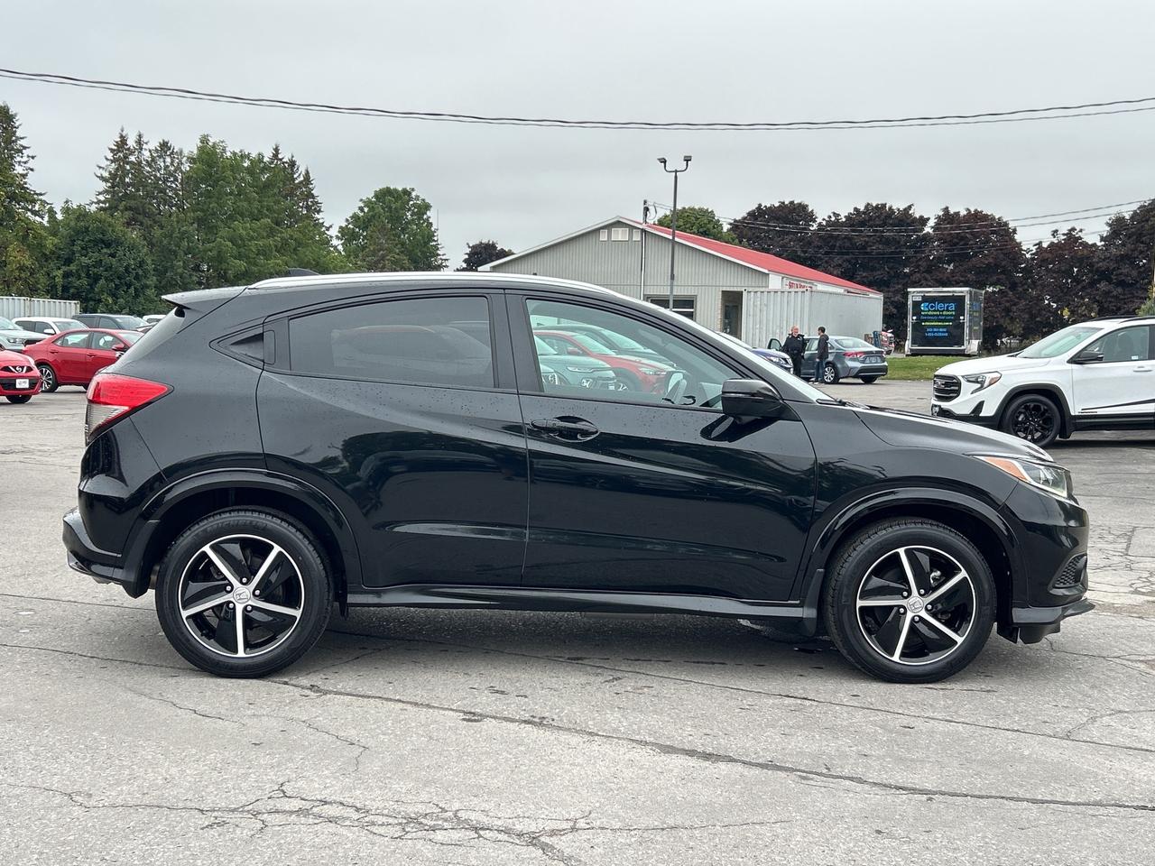 2021 Honda HR-V Sport  AWD/REMOTE START/SUNROOF CALL 613-961-8848 Photo