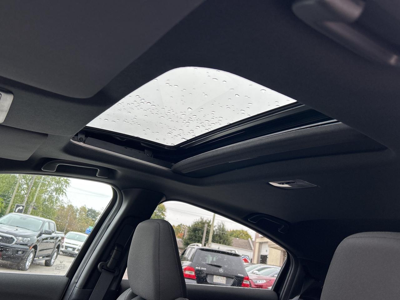 2021 Honda HR-V Sport  AWD/REMOTE START/SUNROOF CALL 613-961-8848 Photo