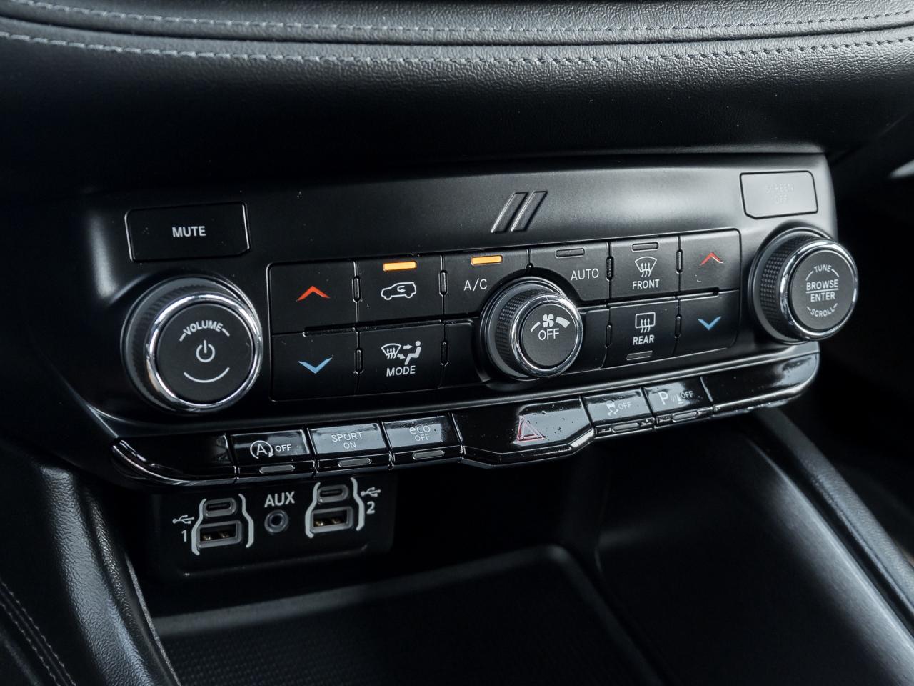 2023 Dodge Durango SXT Launch Edition AWD Photo