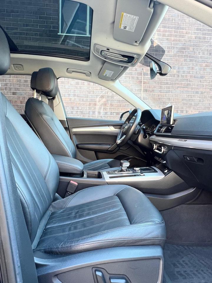 2018 Audi Q5 Audi Q5 PROGRESSIV, S-LINE, NAVI, PANOROOF, AWD Photo