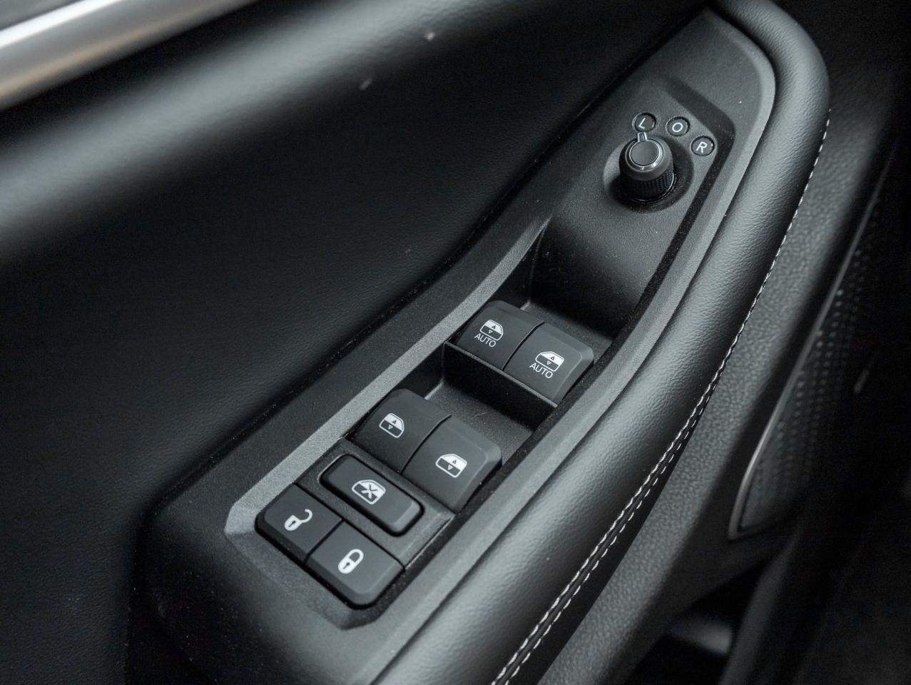 2025 Jeep Grand Cherokee 4xe Altitude 4x4   LUXURY TECH GRP II   PANO-ROOF Photo