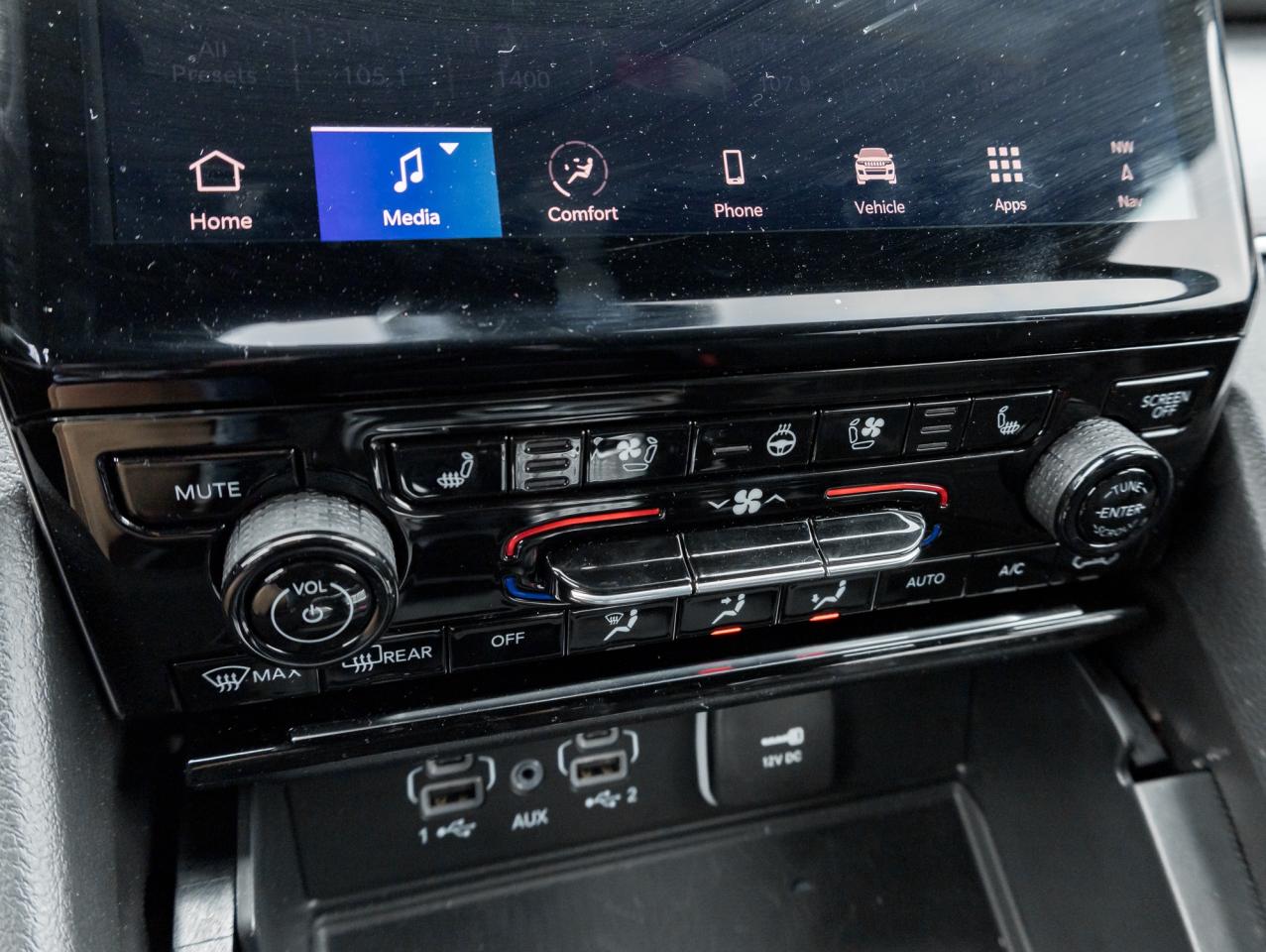 2025 Jeep Grand Cherokee 4xe Altitude 4x4   LUXURY TECH GRP II   PANO-ROOF Photo