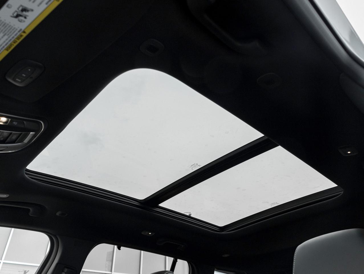 2025 Jeep Grand Cherokee 4xe Altitude 4x4   LUXURY TECH GRP II   PANO-ROOF Photo