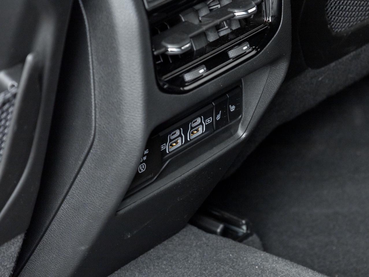 2025 Jeep Grand Cherokee 4xe Altitude 4x4   LUXURY TECH GRP II   PANO-ROOF Photo