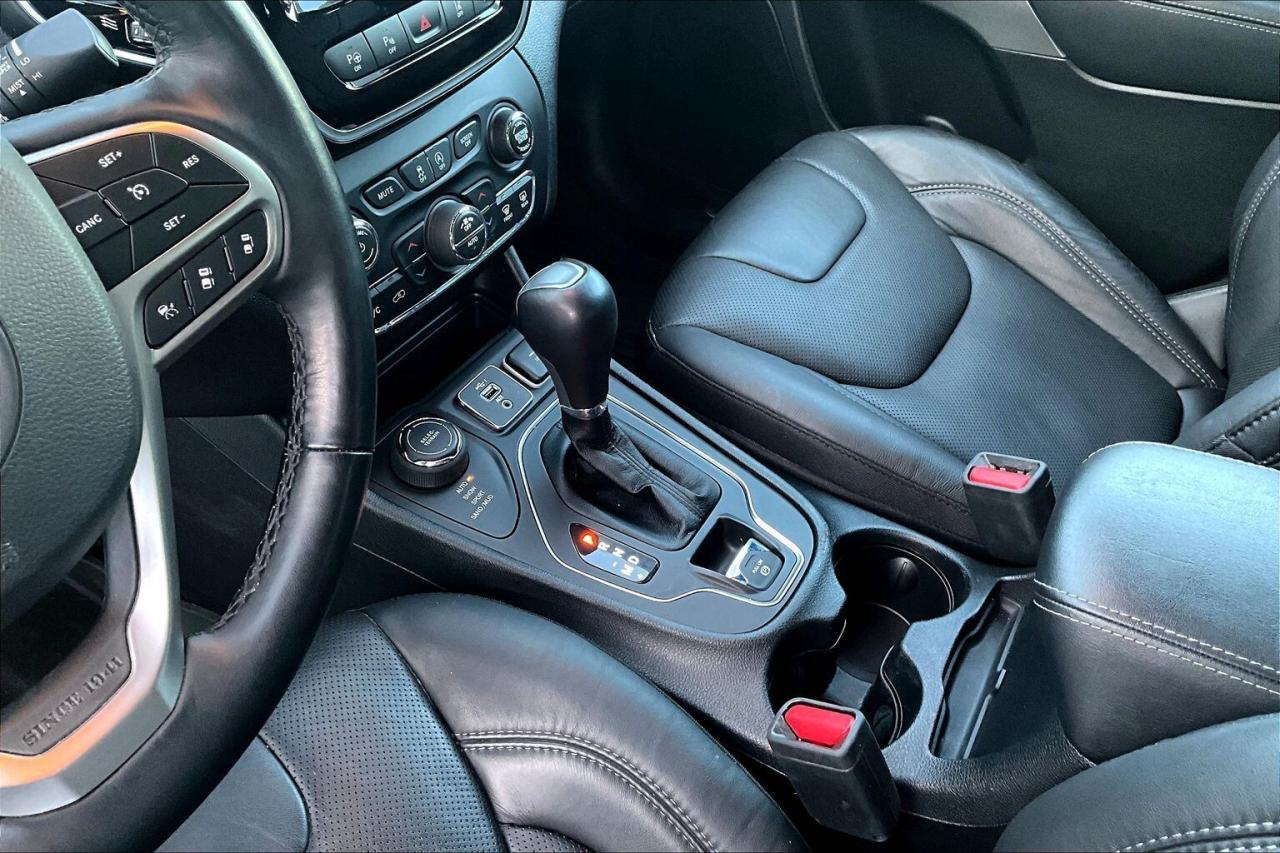 2021 Jeep Cherokee High Altitude   Luxury Group   Technology Group Photo