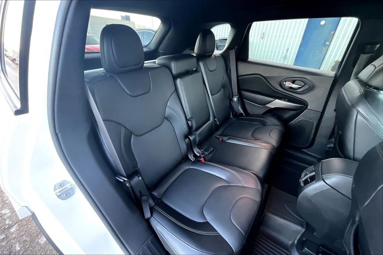 2021 Jeep Cherokee High Altitude   Luxury Group   Technology Group Photo