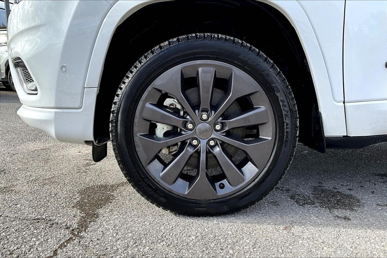 2021 Jeep Cherokee High Altitude   Luxury Group   Technology Group Photo