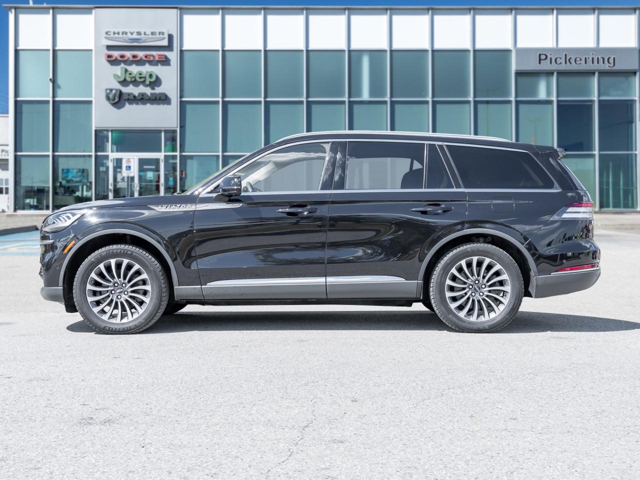 2020 Lincoln Aviator Reserve AWD Photo2