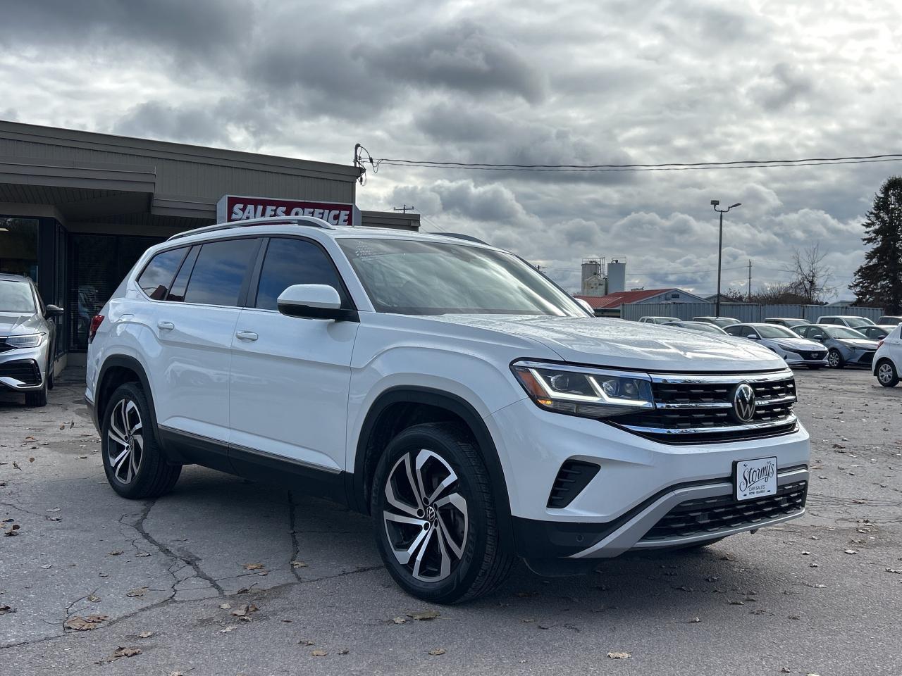 2022 Volkswagen Atlas Highline  **CALL BELLEVILLE **613-961-8848** Photo