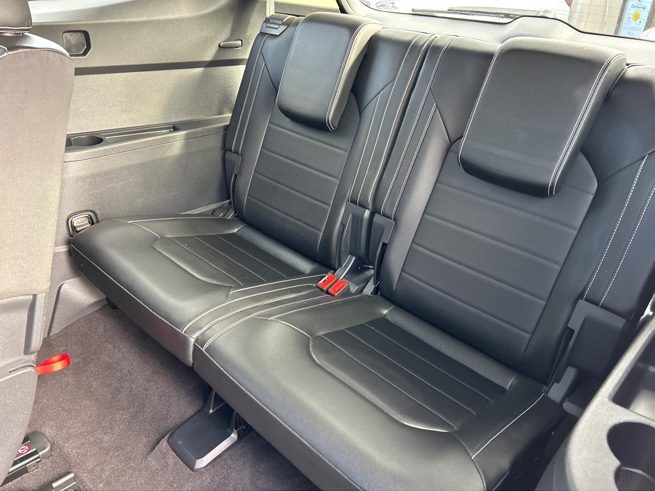 2022 Volkswagen Atlas Highline  **CALL BELLEVILLE **613-961-8848** Photo