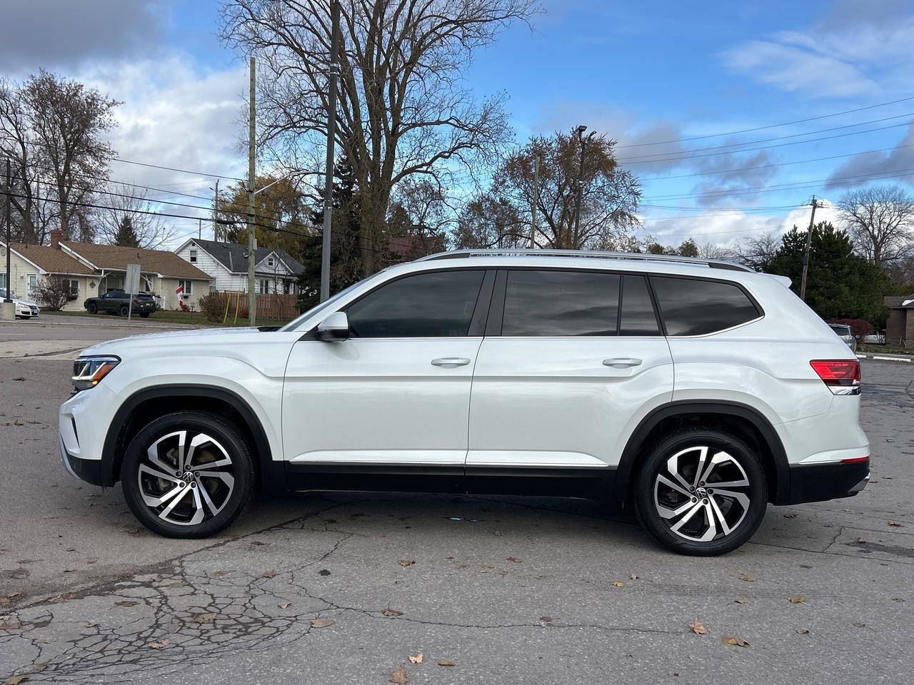 2022 Volkswagen Atlas Highline  **CALL BELLEVILLE **613-961-8848** Photo