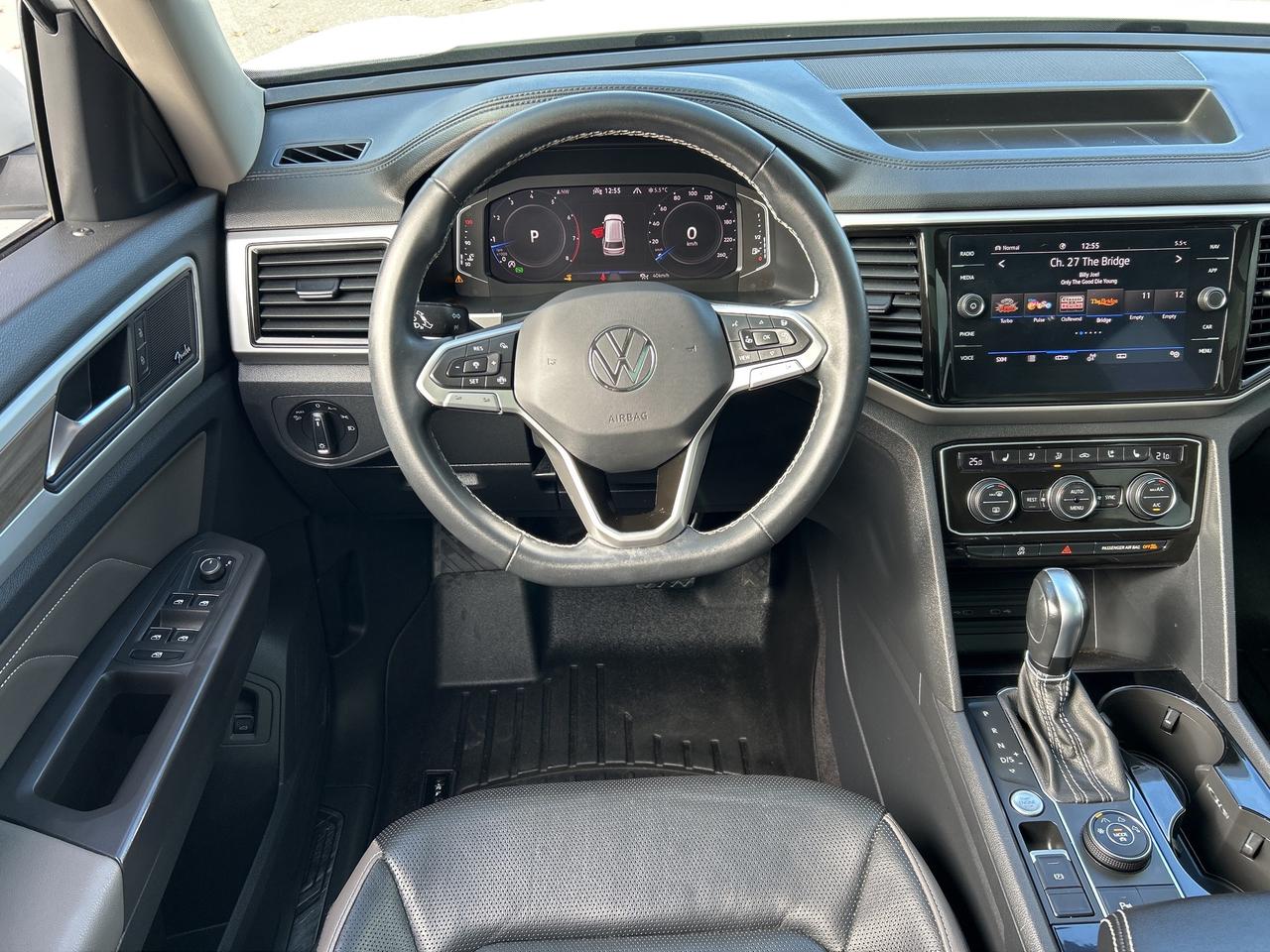 2022 Volkswagen Atlas Highline  **CALL BELLEVILLE **613-961-8848** Photo