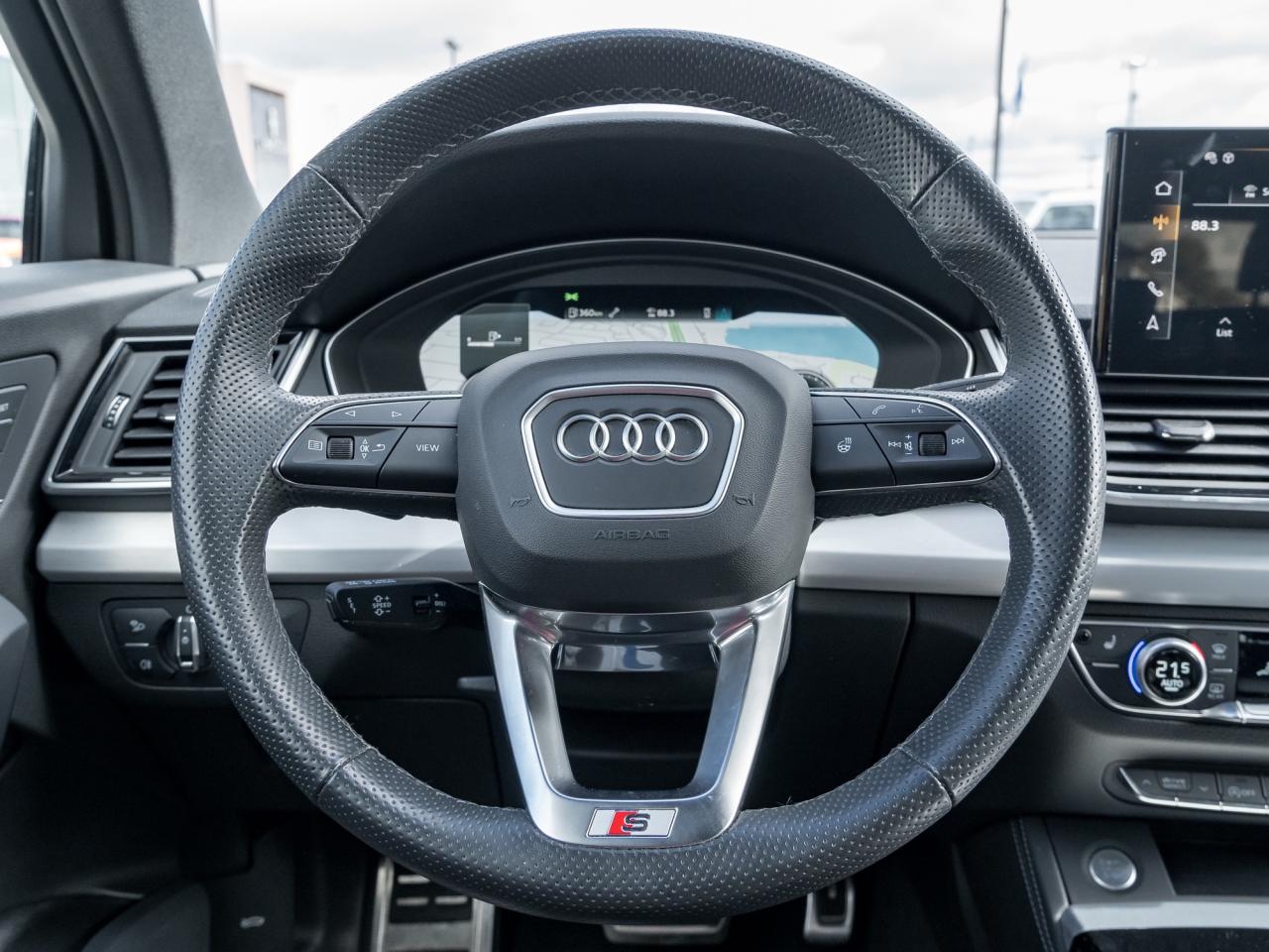 2025 Audi Q5 quattro  NAVI  ROOF  LOW KMS Photo