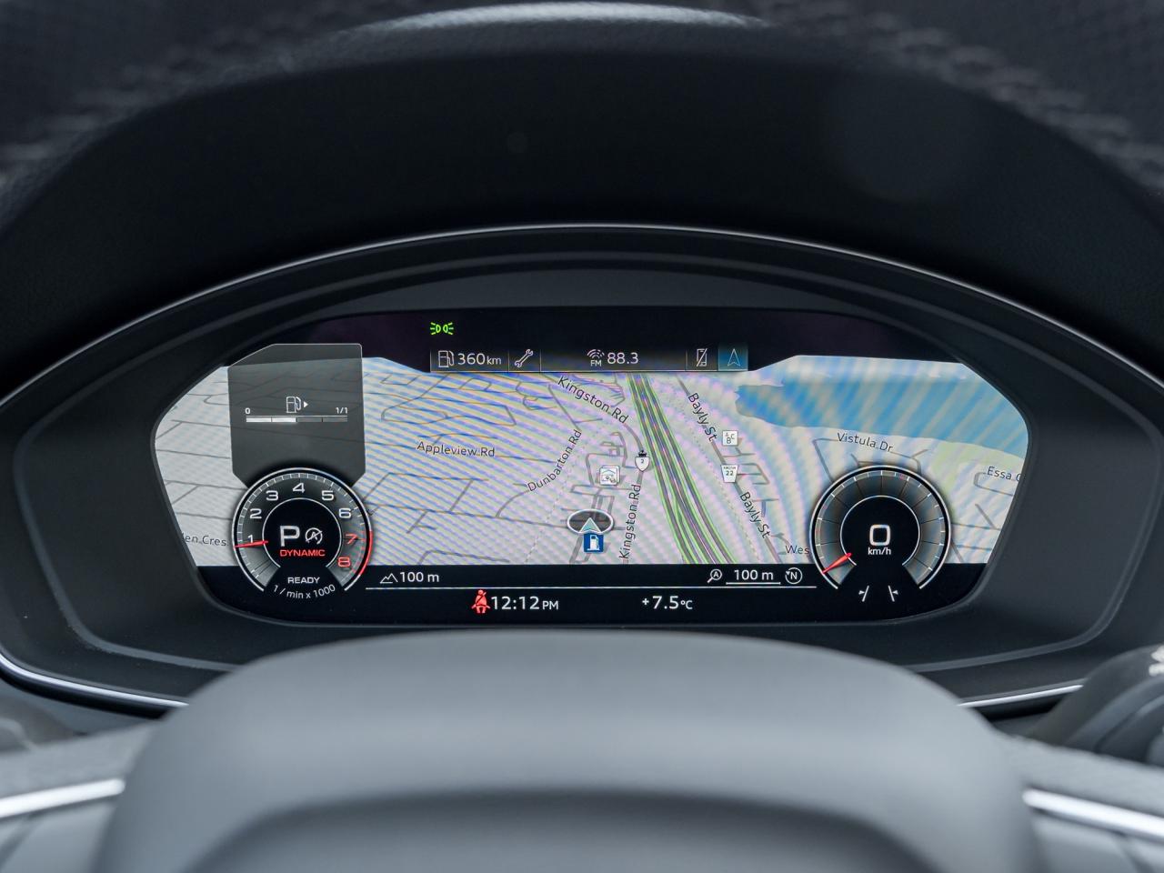 2025 Audi Q5 quattro  NAVI  ROOF  LOW KMS Photo