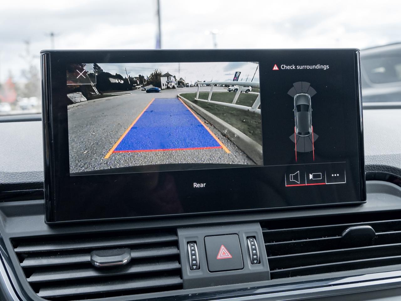 2025 Audi Q5 quattro  NAVI  ROOF  LOW KMS Photo