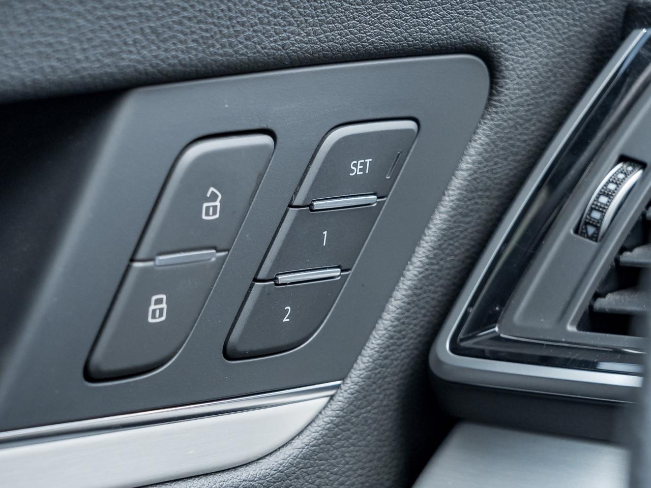 2025 Audi Q5 quattro  NAVI  ROOF  LOW KMS Photo