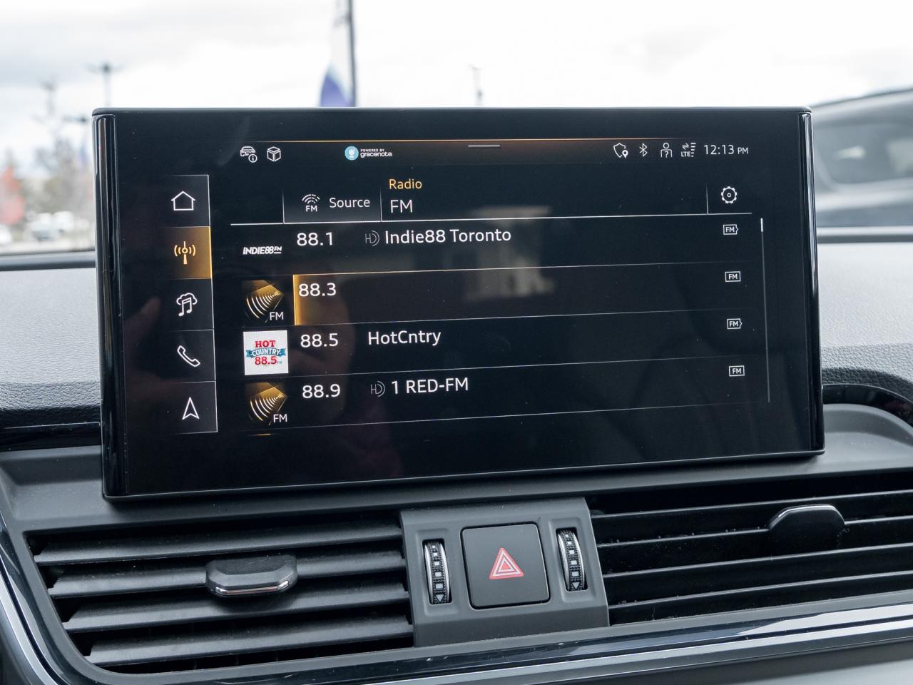 2025 Audi Q5 quattro  NAVI  ROOF  LOW KMS Photo