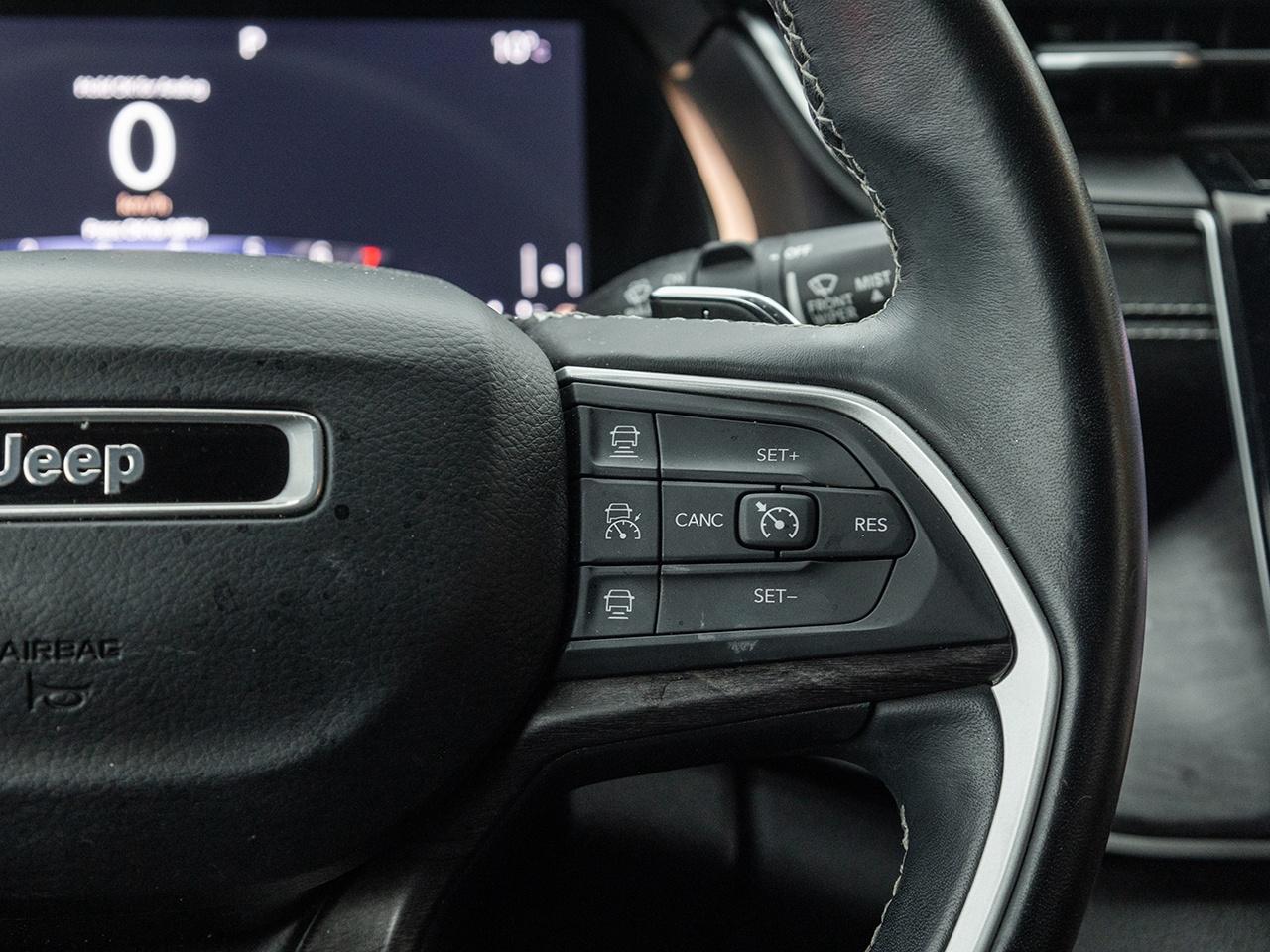 2021 Jeep Grand Cherokee L Limited 4x4 Photo