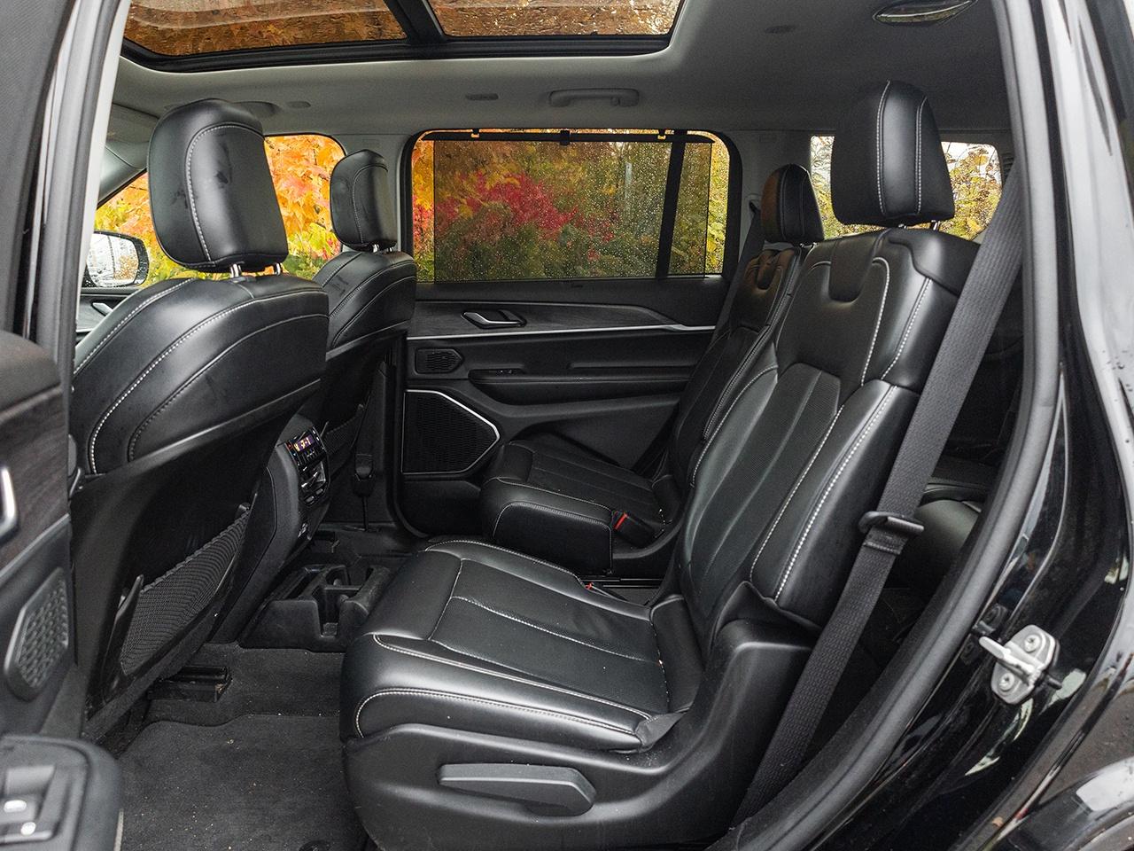 2021 Jeep Grand Cherokee L Limited 4x4 Photo