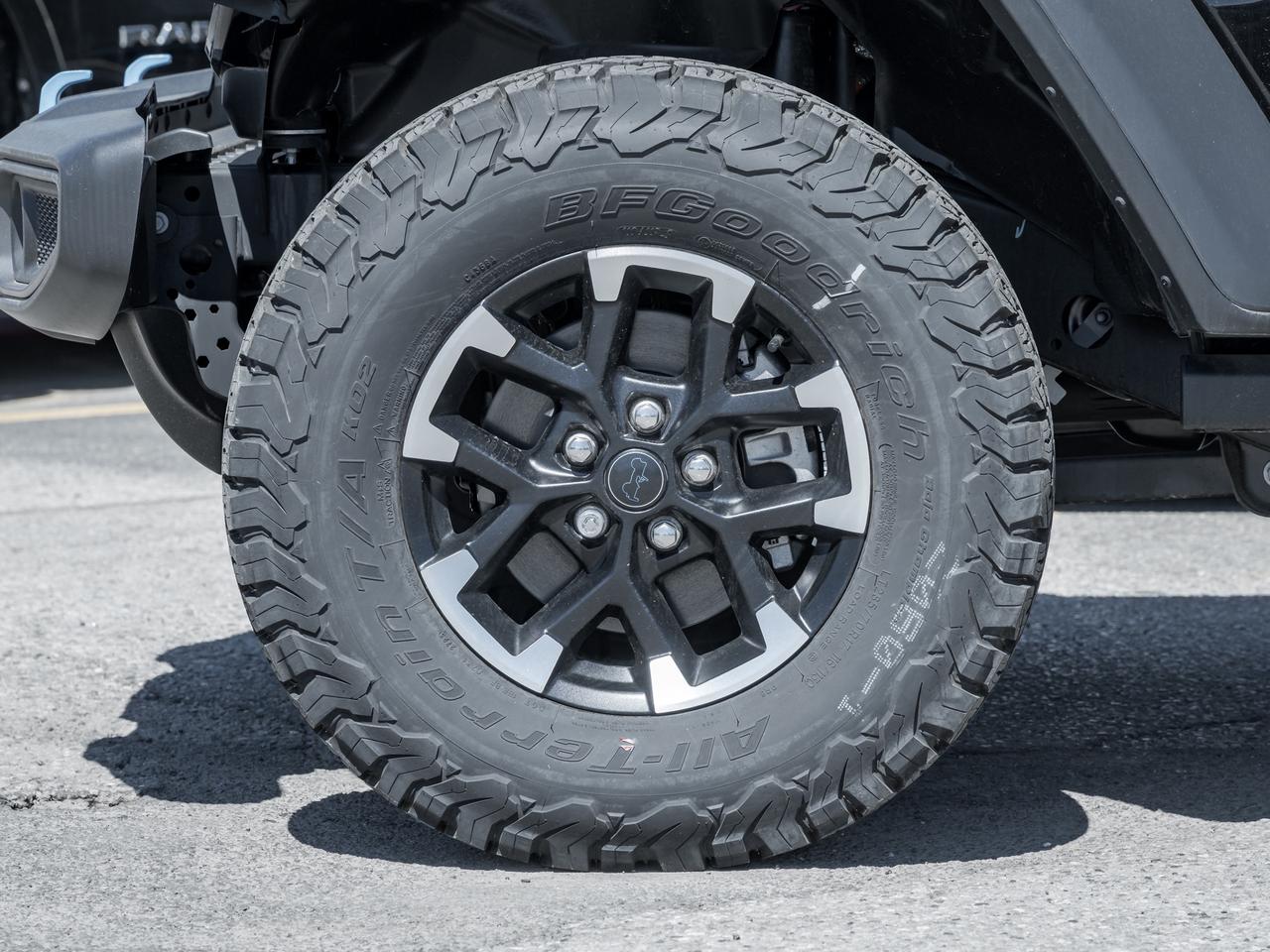 2024 Jeep Wrangler Rubicon 4 Door 4x4 Photo4