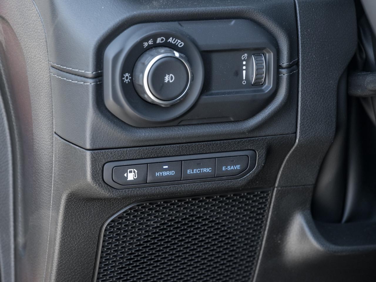 2024 Jeep Wrangler Rubicon 4 Door 4x4 Photo