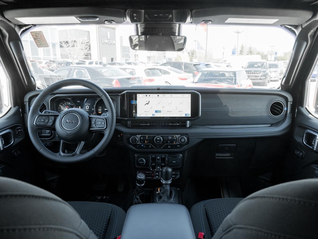 2024 Jeep Wrangler Rubicon 4 Door 4x4 Photo