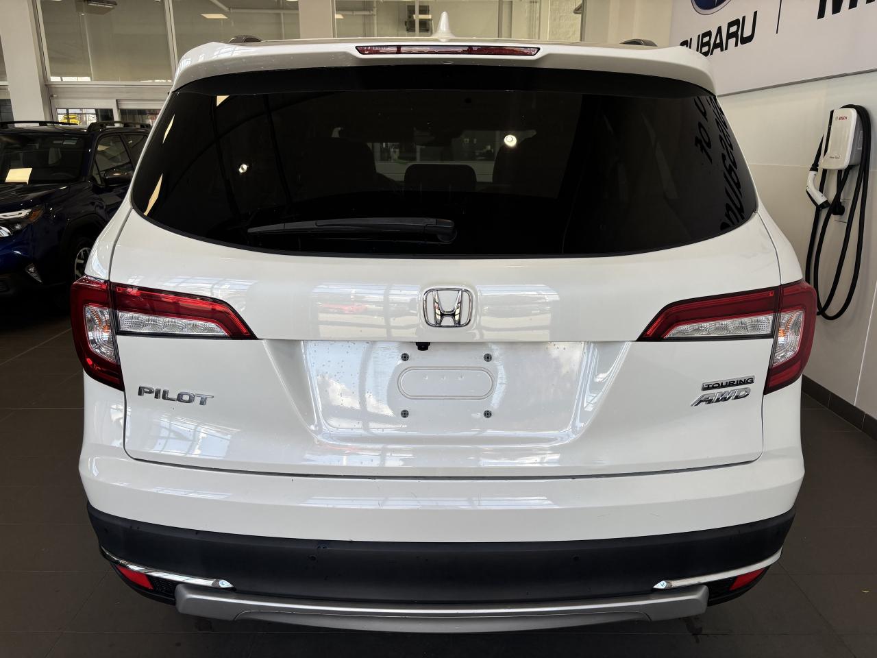 2019 Honda Pilot TOURING  8 PASSENGER   LOW KM   SUNROOF  NAVI  AWD Photo